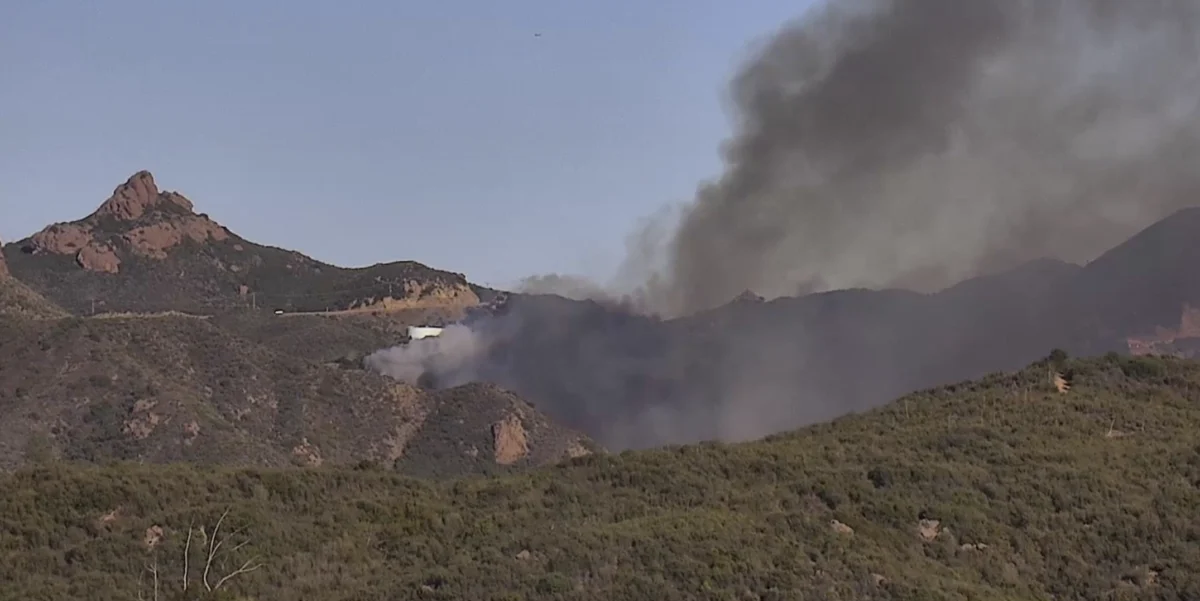 Rapidly Expanding ‘Bryson Fire’ Threatens Iconic Malibu Landmarks as Santa Ana Winds Fuel Blaze
