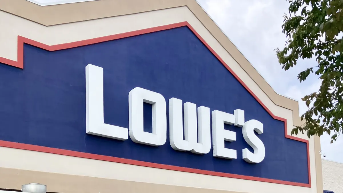 Strategic Shifts: How Lowe’s is Navigating the 2025 Holiday Retail Landscape