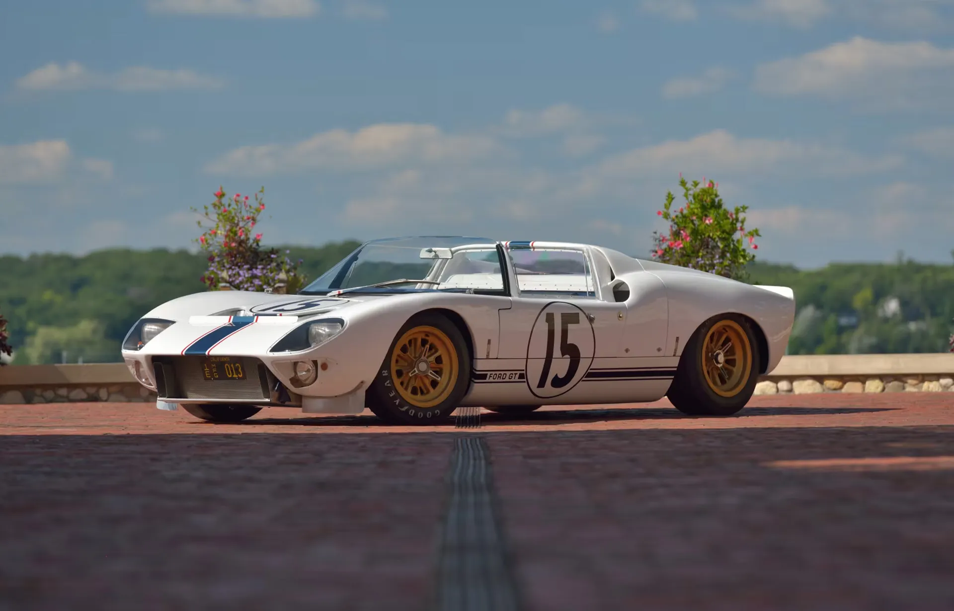 The Crown Jewel of American Racing: A Rare 1965 Ford GT40 Roadster Prototype Heads to Auction